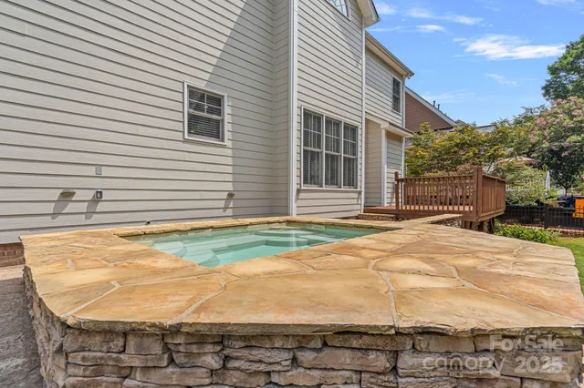 $675,000 | 123 Hedgewood Drive, Mooresville, NC 28115