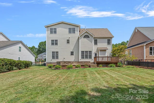 $675,000 | 123 Hedgewood Drive, Mooresville, NC 28115
