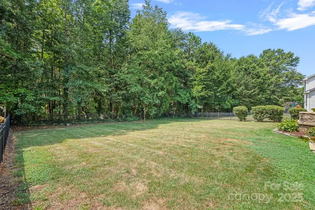 $675,000 | 123 Hedgewood Drive, Mooresville, NC 28115