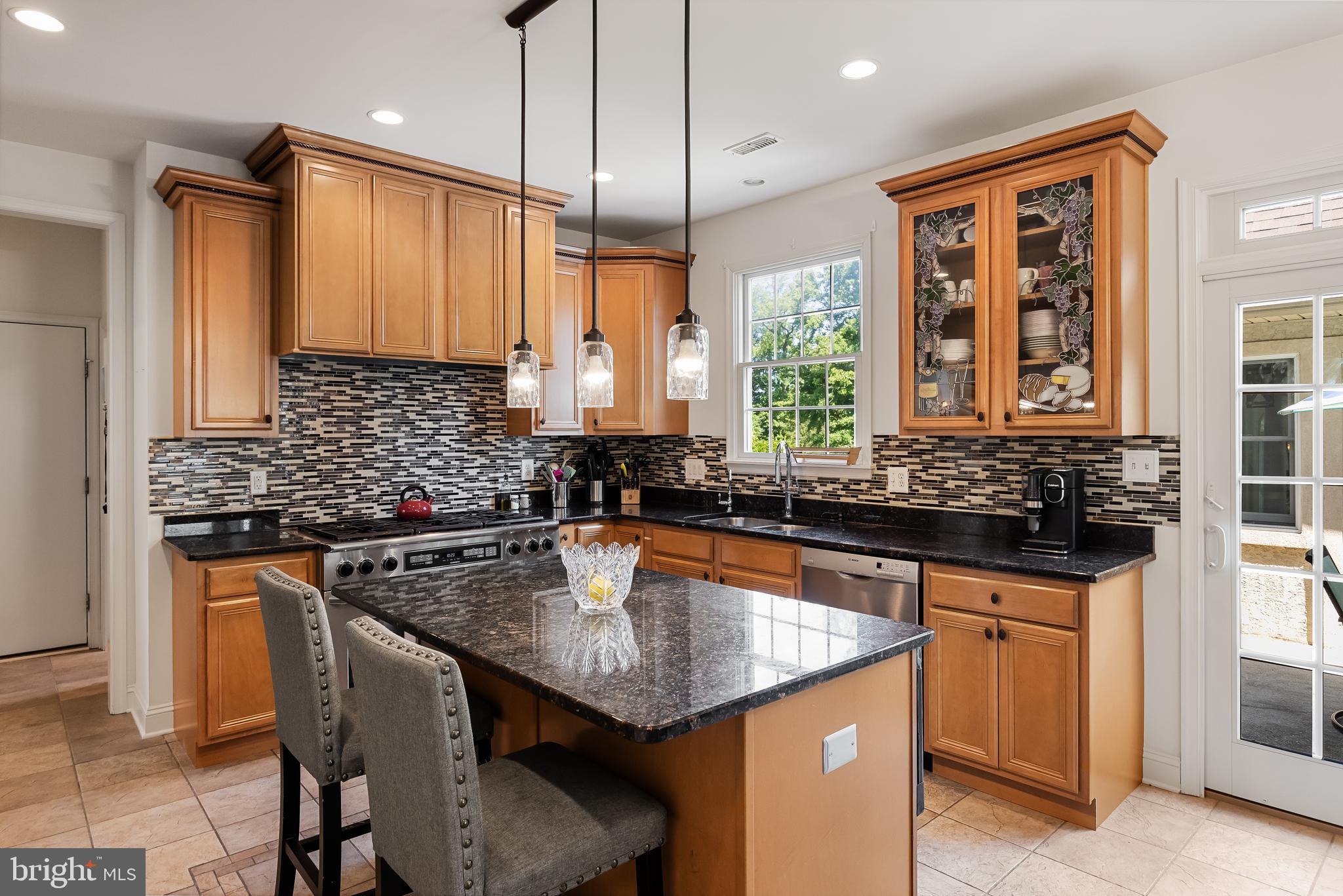 17 South Elmwood Road Marlton, NJ 08053 - Photo 12 of 47