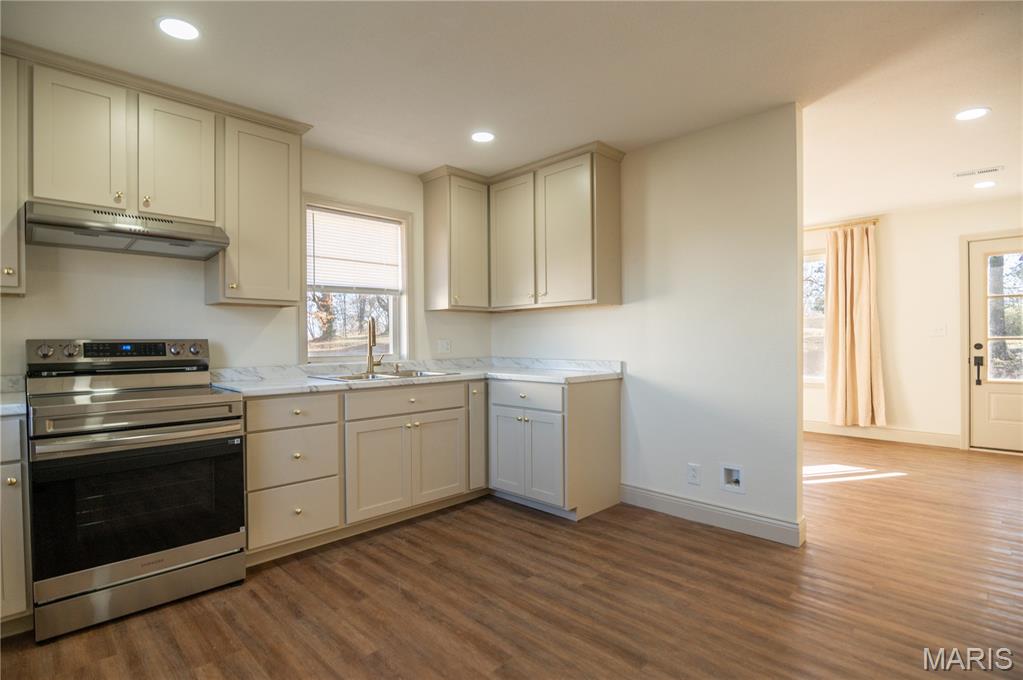 301 Cape Road Bloomfield, MO 63825 - Photo 11 of 20