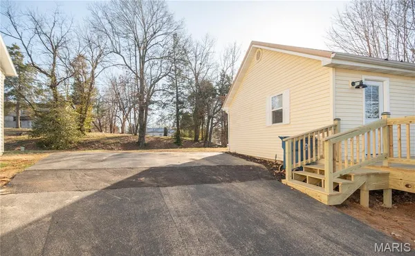 $119,900 | 301 Cape Road, Bloomfield, MO 63825