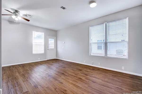$1,595 | 3735 Browning Bluff, San Antonio, TX 78245