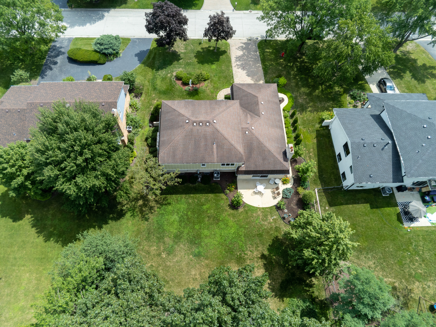 8436 Clynderven Road Burr Ridge, IL 60527 - Photo 35 of 39 an aerial view of a house with garden space and street view