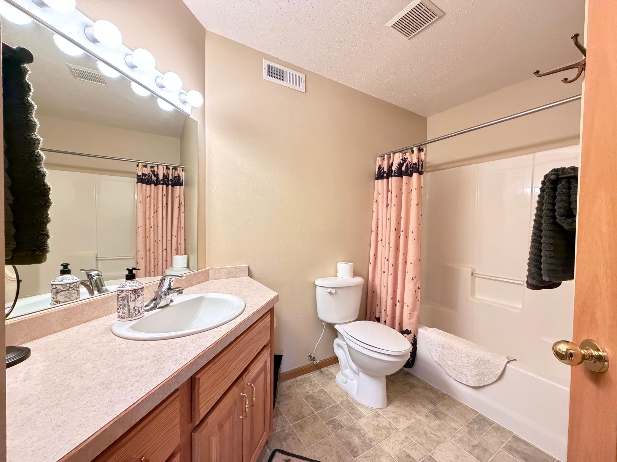 408 Rako Street Southeast Bemidji, MN 56601 - Photo 16 of 23