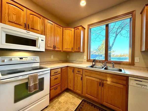 $335,000 | 408 Rako Street Southeast, Bemidji, MN 56601