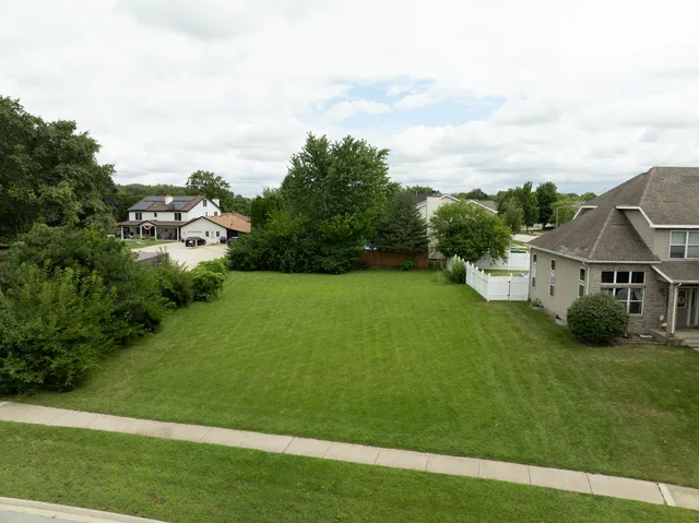 $95,000 | 22604 Prairie Crossing, Plainfield, IL 60544