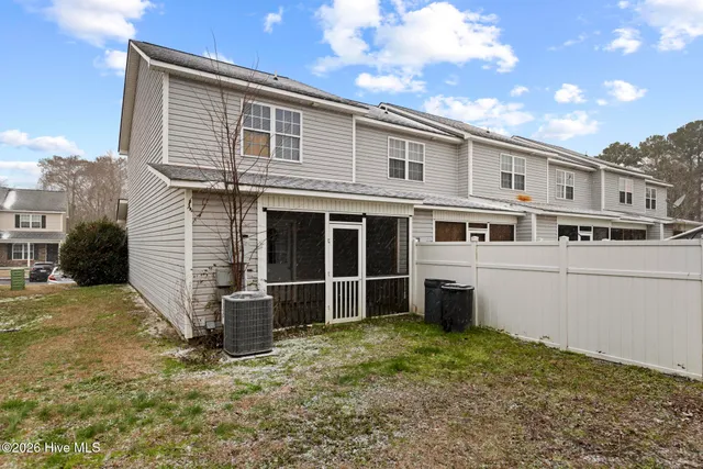 $173,000 | 27 East Doris Avenue, Unit 111, Jacksonville, NC 28540