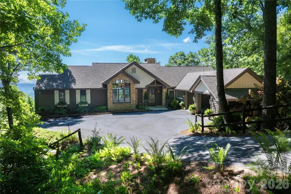 $3,875,000 | 100 Meadow Ridge Road, Lake Toxaway, NC 28747