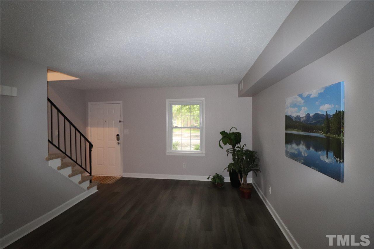 149 Jones Franklin Road, Unit D Raleigh, NC 27606 - Photo 4 of 26