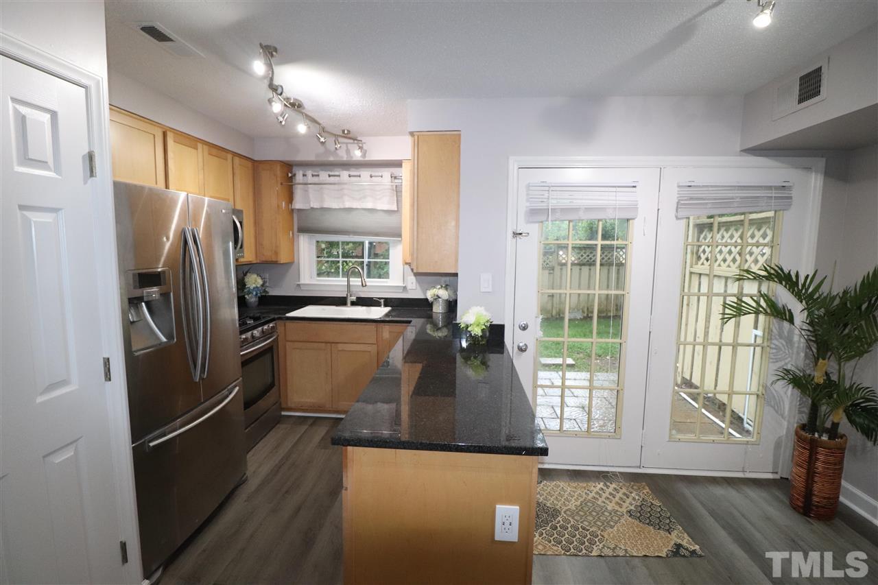 149 Jones Franklin Road, Unit D Raleigh, NC 27606 - Photo 8 of 26