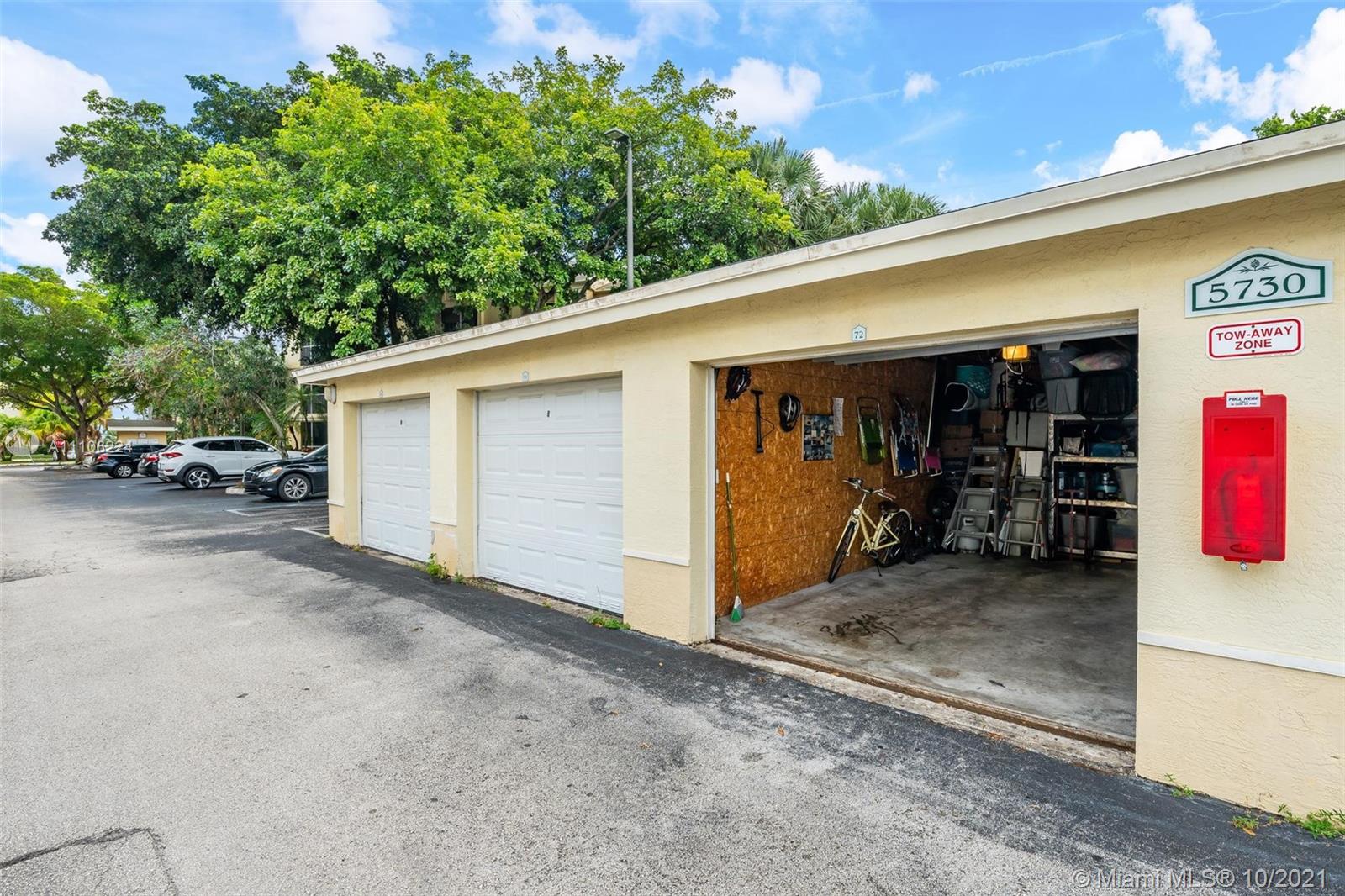 5720 Rock Island Road, Unit 391 Tamarac, FL 33319 - Photo 20 of 27 a view of a outdoor space