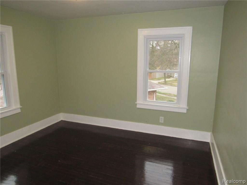 711 Menominee Road Pontiac, MI 48341 - Photo 35 of 53