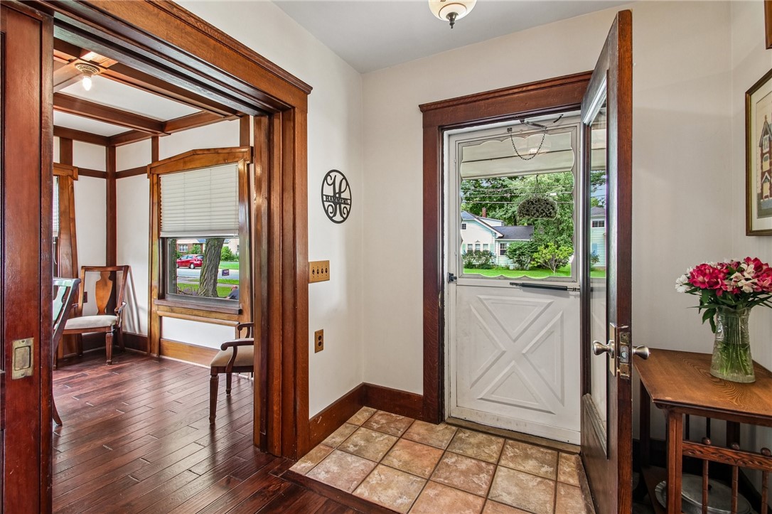 54 Rochester Street Bergen, NY 14416 - Photo 5 of 46