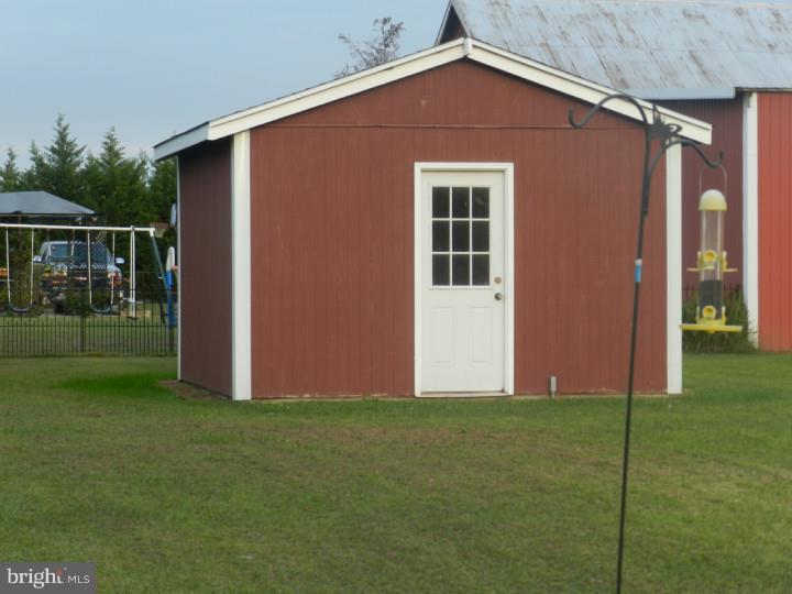2862 Gun And Rod Club Road Houston, DE 19954 - Photo 5 of 25 Storage Shed