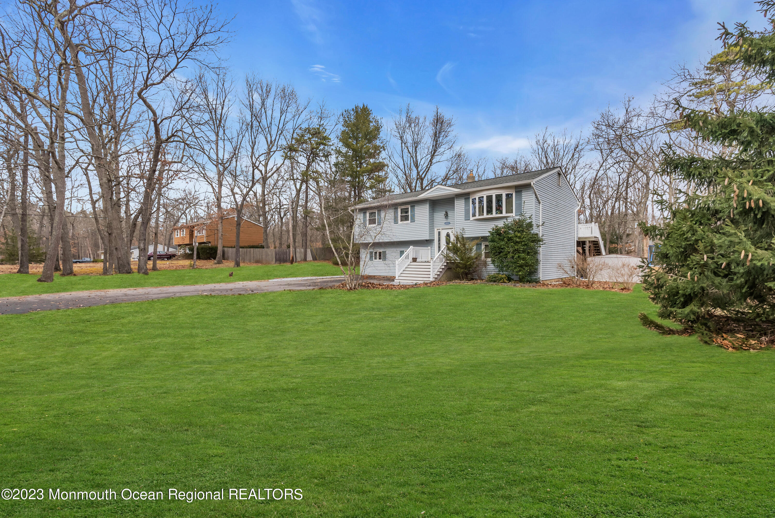 853 Toms River Road Jackson, NJ 08527 - Photo 3 of 27 frontyard