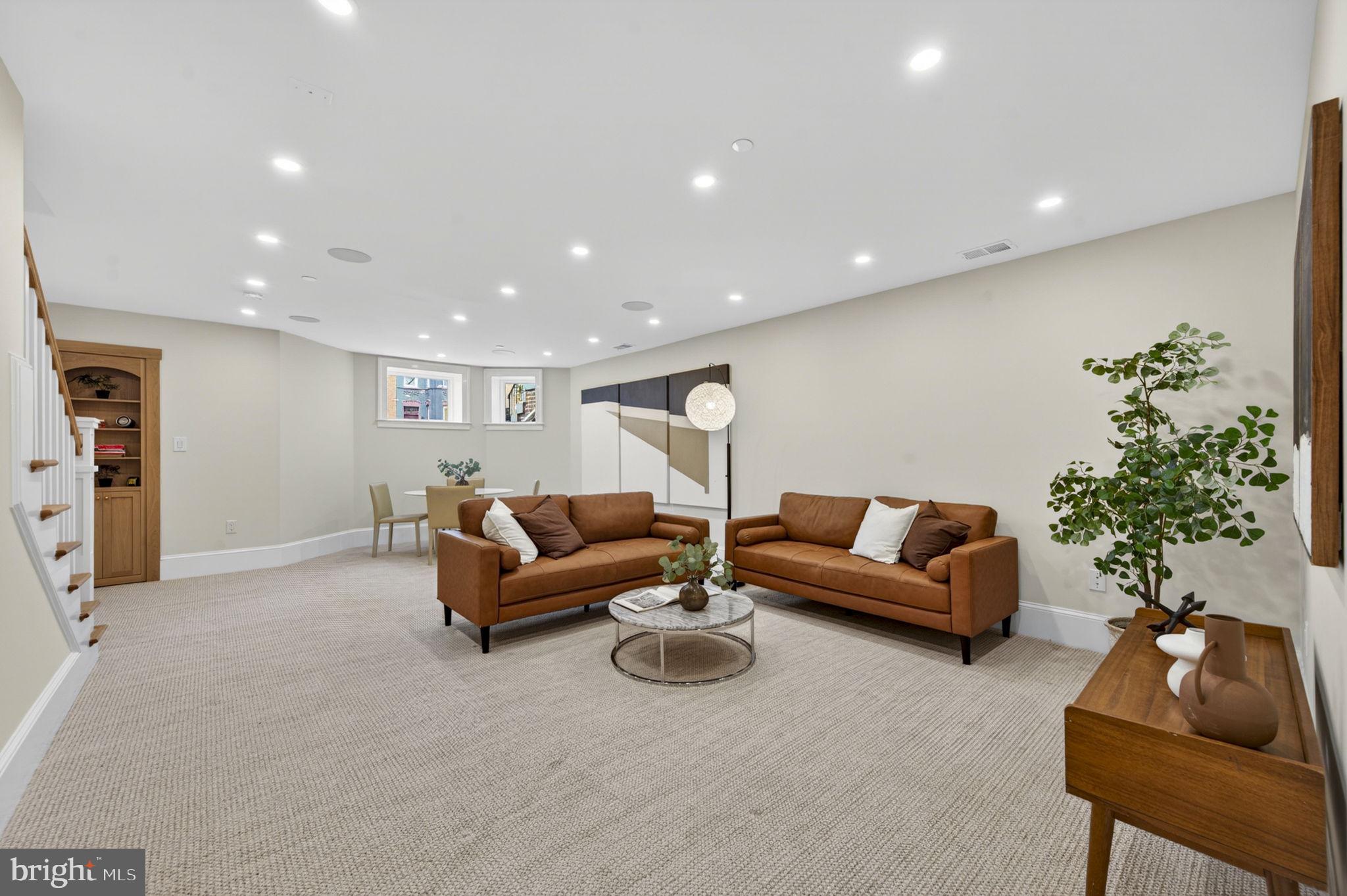 647 E Street Northeast Washington, DC 20002 - Photo 39 of 50