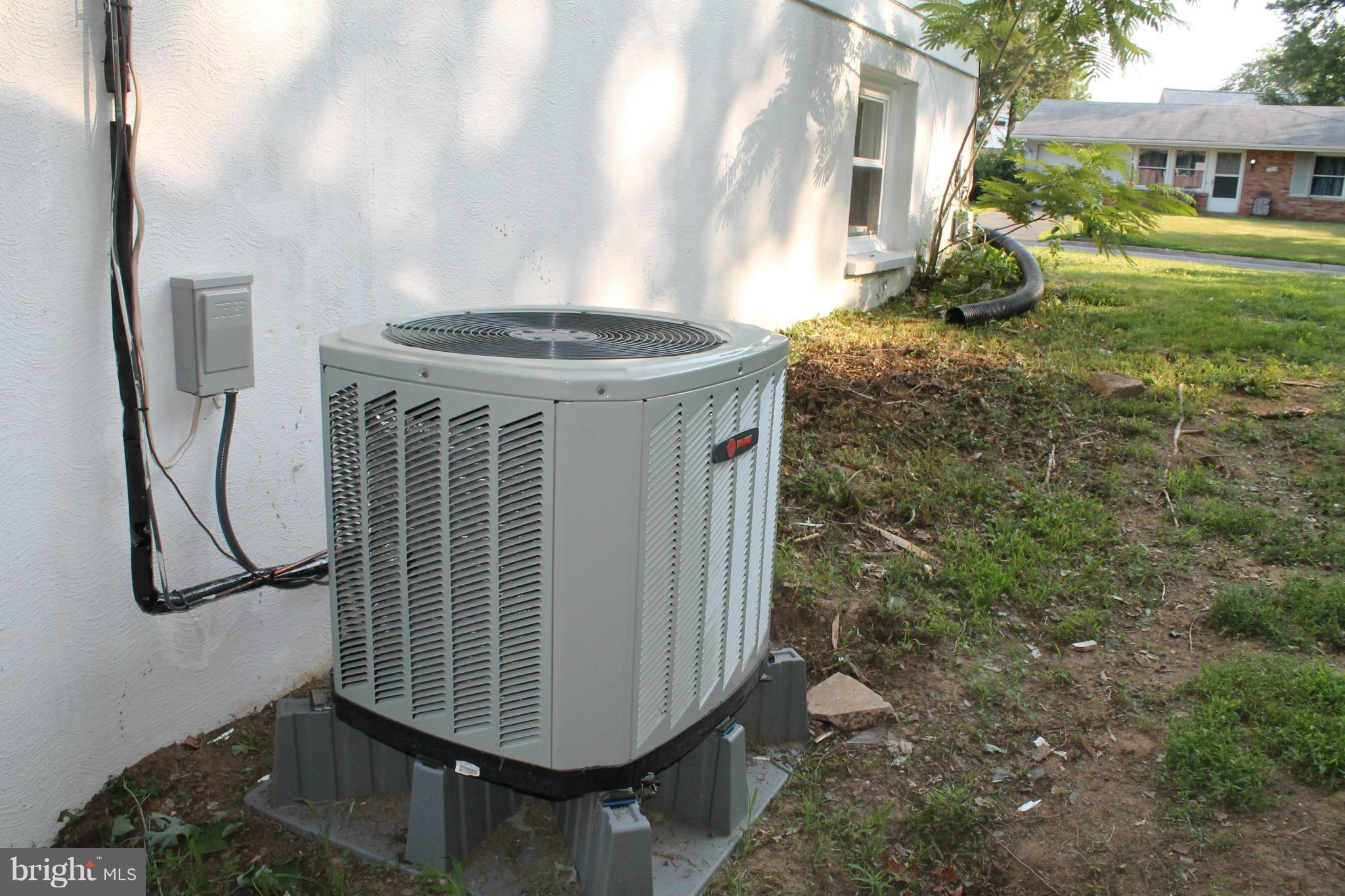 205 East Tazewell Road Sterling, VA 20164 - Photo 13 of 20 New Trane HVAC