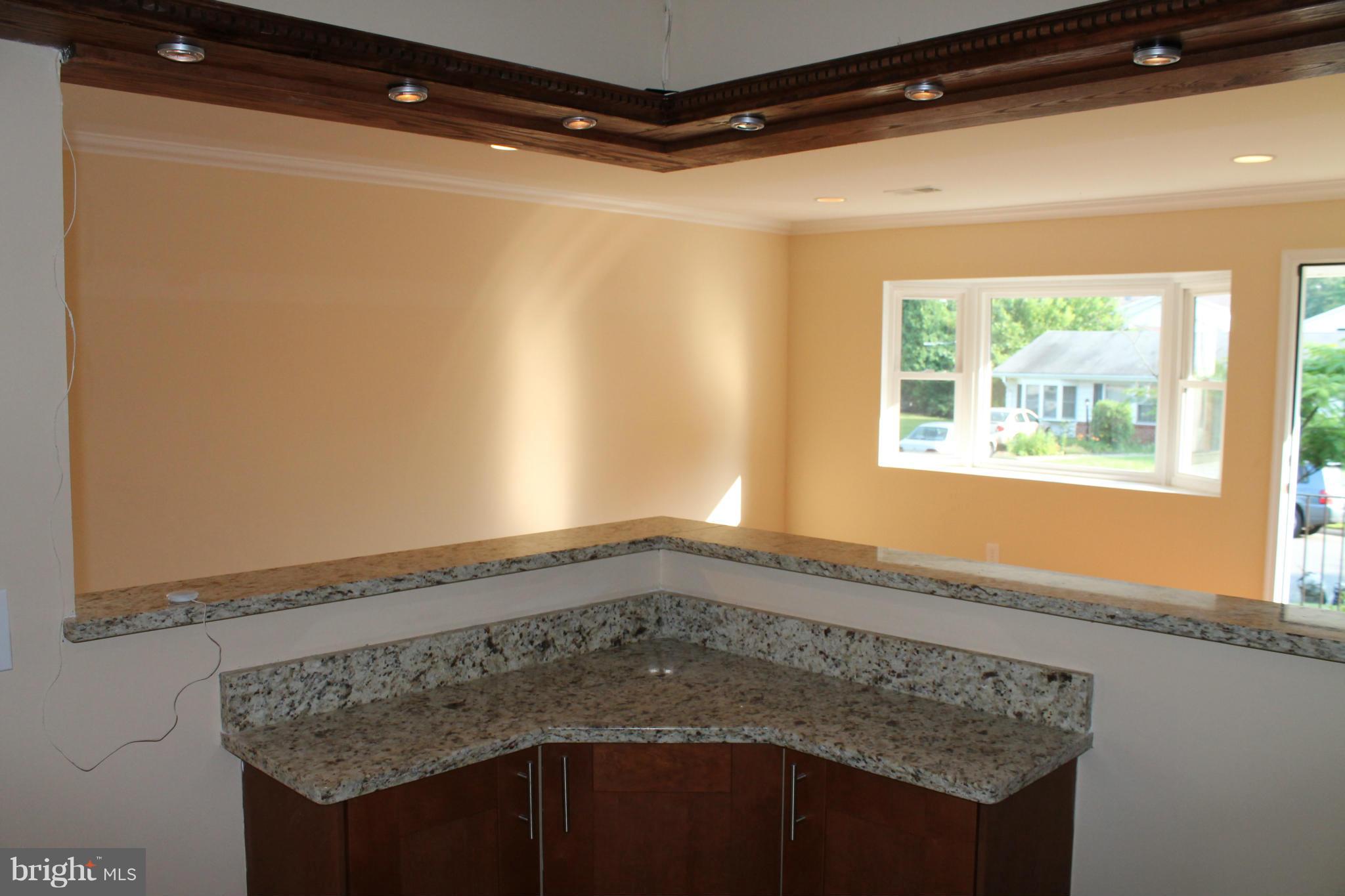 205 East Tazewell Road Sterling, VA 20164 - Photo 5 of 20 Interior (General)