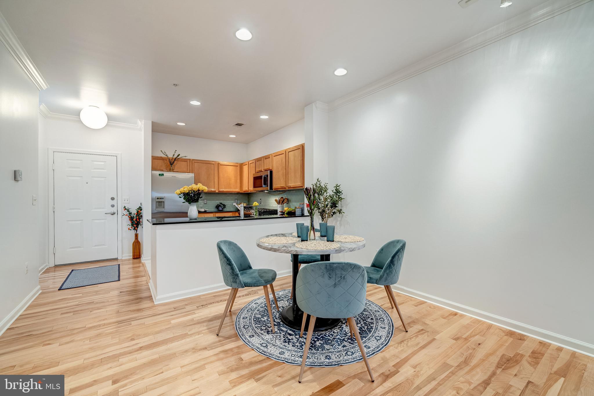 12000 Market Street, Unit 235 Reston, VA 20190 - Photo 16 of 45 Dining Space