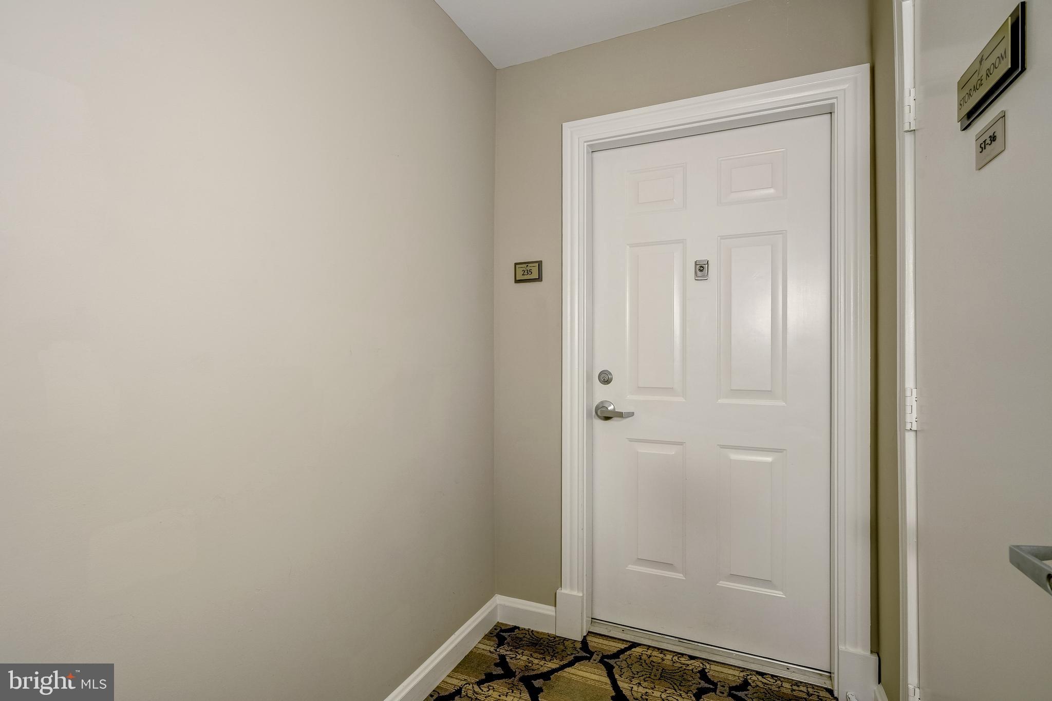 12000 Market Street, Unit 235 Reston, VA 20190 - Photo 10 of 45 Entry Landing