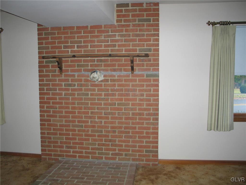 1805 Abington Road Bethlehem, PA 18018 - Photo 11 of 21 Gallery Image 11
