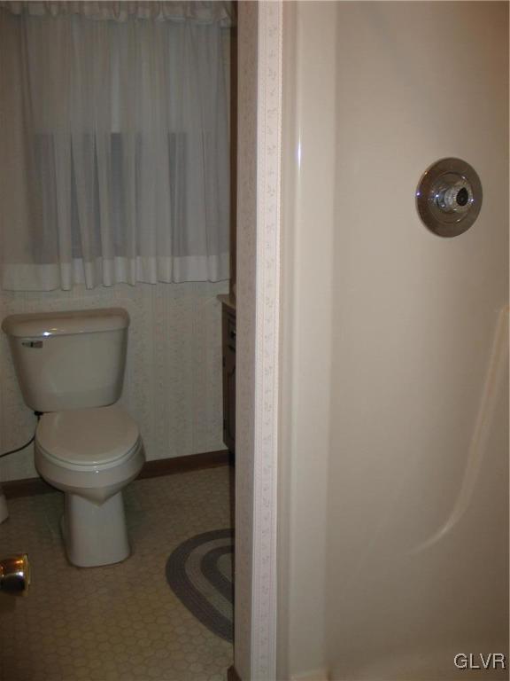 1805 Abington Road Bethlehem, PA 18018 - Photo 15 of 21 Gallery Image 15