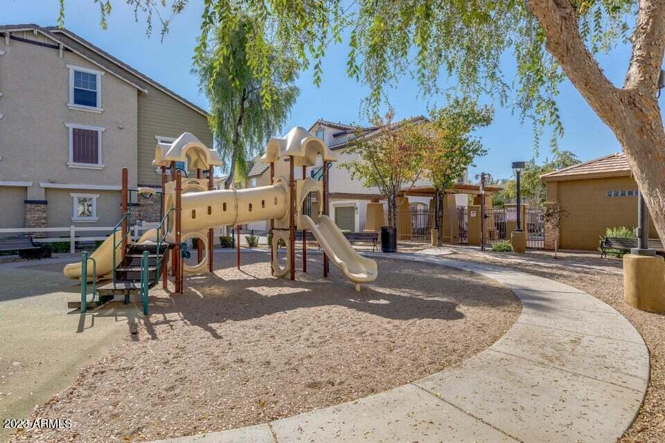 160 West Commerce Court Gilbert, AZ 85233 - Photo 19 of 20 20200512002445393367000000-o