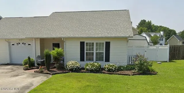 $1,450 | 198 Emily Drive, Unit B, Winterville, NC 28590