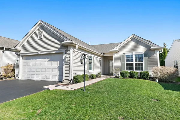 $400,000 | 12216 Latham Trail, Huntley, IL 60142