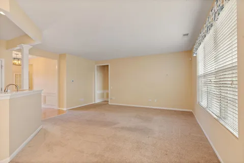 $400,000 | 12216 Latham Trail, Huntley, IL 60142