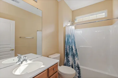 $400,000 | 12216 Latham Trail, Huntley, IL 60142