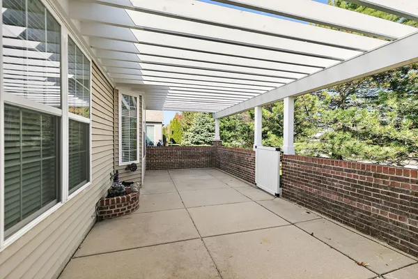 $400,000 | 12216 Latham Trail, Huntley, IL 60142