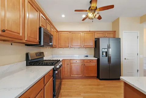$400,000 | 12216 Latham Trail, Huntley, IL 60142
