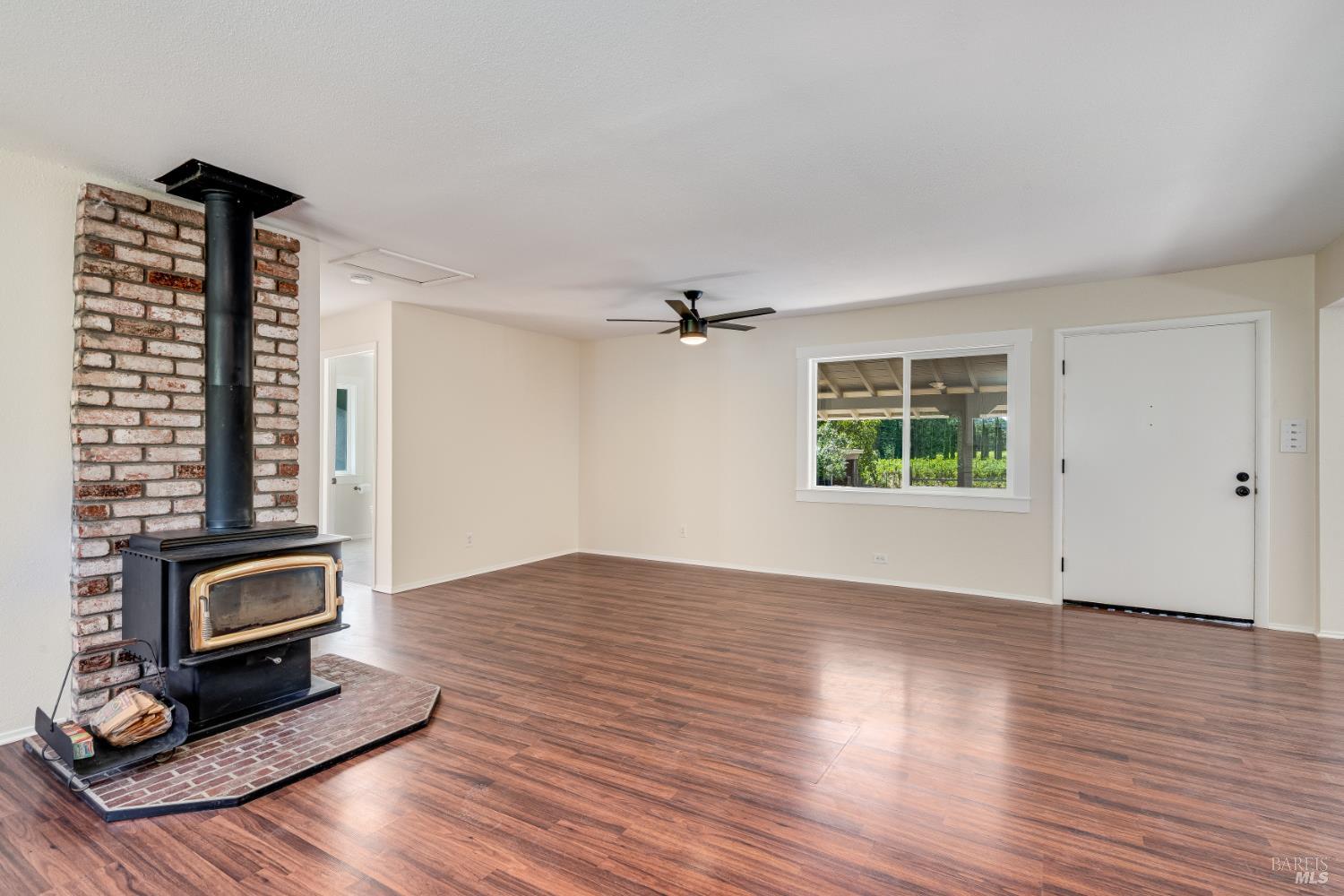 8021 Sonoma Highway Santa Rosa, CA 95409 - Photo 12 of 36