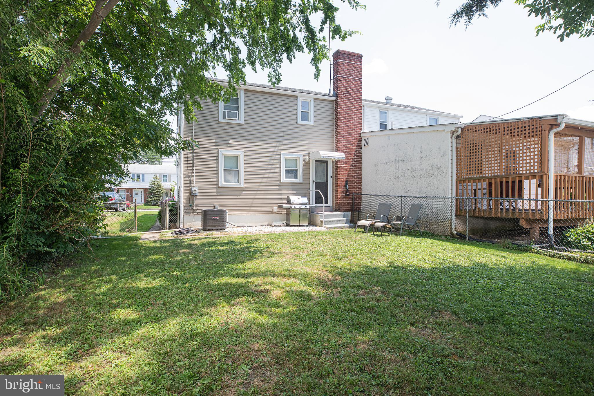 519 Ridley Avenue Folsom, PA 19033 - Photo 21 of 22 Back of Home