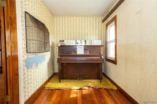 $359,900 | 13522 N Road, Alden, NY 14004