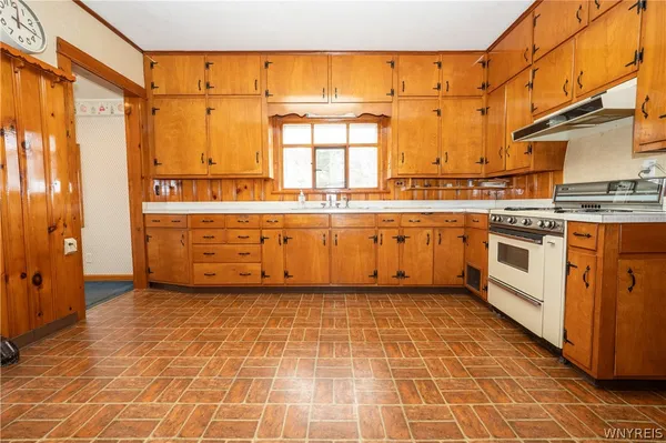 $359,900 | 13522 N Road, Alden, NY 14004
