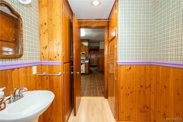 $359,900 | 13522 N Road, Alden, NY 14004