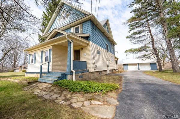 $359,900 | 13522 N Road, Alden, NY 14004