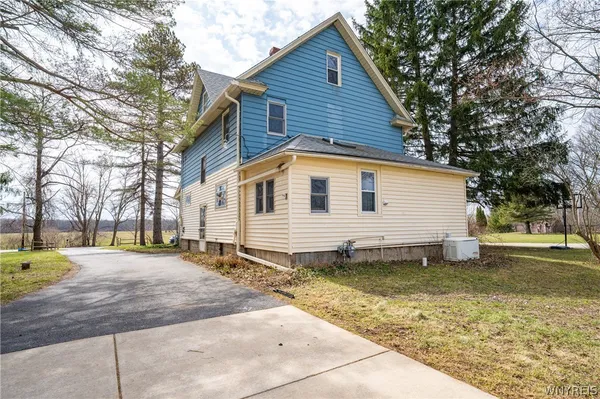 $359,900 | 13522 N Road, Alden, NY 14004