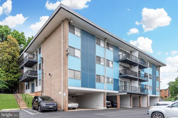 $1,295 | 5200 Quincy Street, Unit 304, Bladensburg, MD 20710