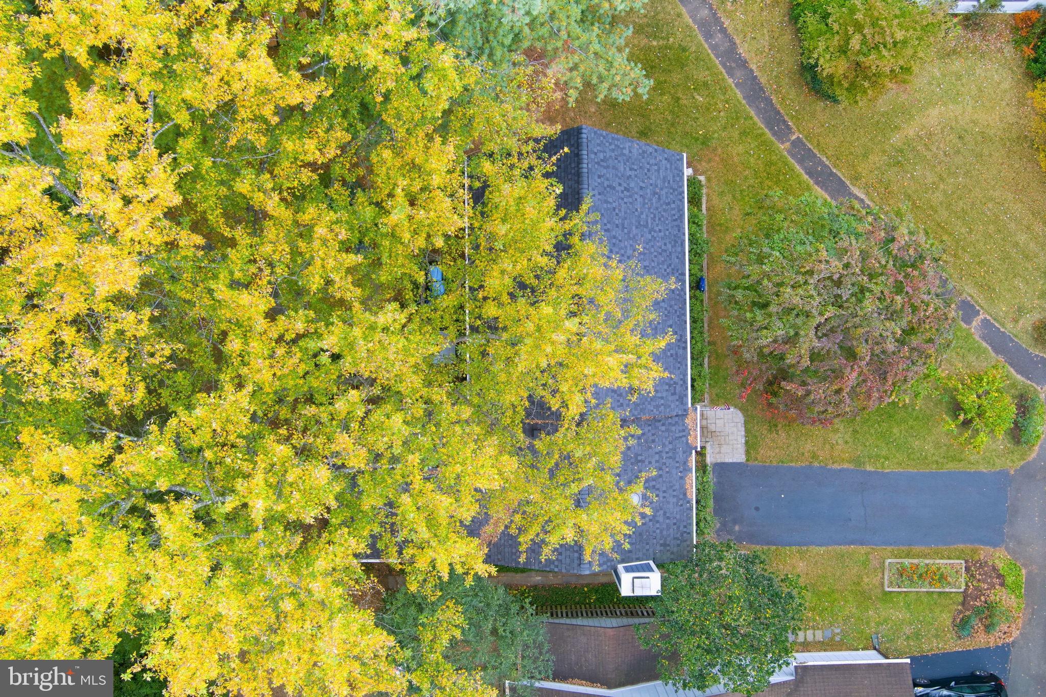 11309 Gatesborough Lane Reston, VA 20191 - Photo 55 of 85 Autumn hues embrace a cozy home.