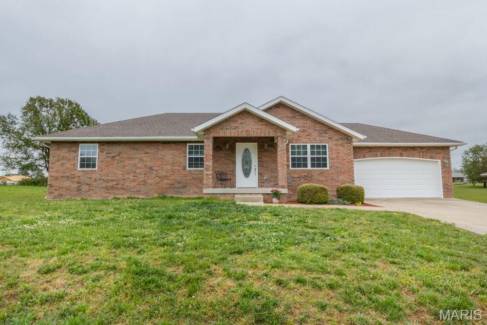 19406 Justice Road Lebanon, MO 65536 - Photo 1 of 24