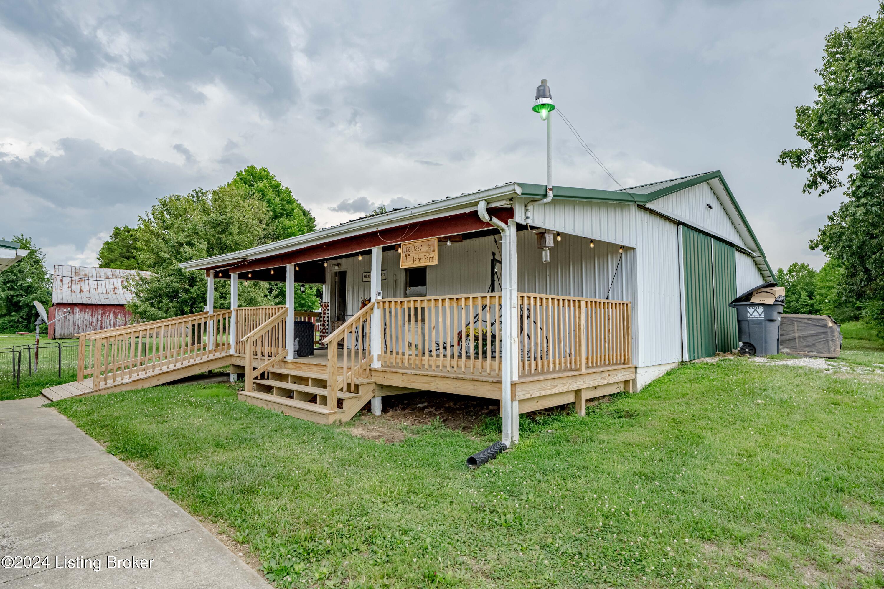 4605 Rhodelia Road Payneville, KY 40157 - Photo 12 of 22 DSC02409