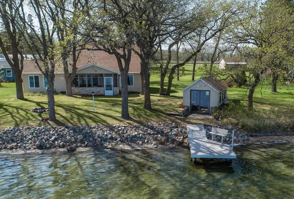 $595,000 | 20997 Elks Point Road, Fergus Falls, MN 56537