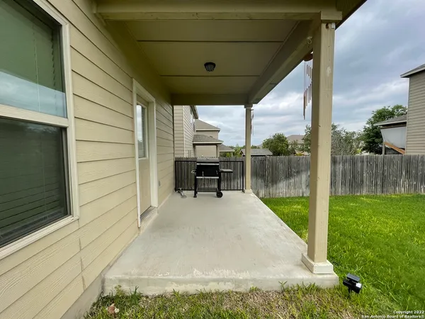 $2,000 | 12303 Fort Chadborne, San Antonio, TX 78245
