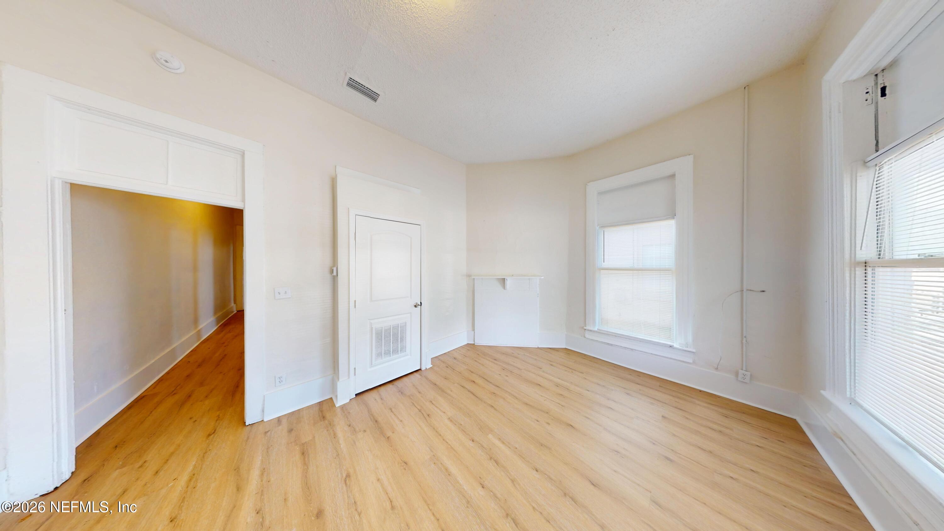 2324 Moncrief Road, Unit 2324 Jacksonville, FL 32209 - Photo 2 of 13 2324-Moncrief-Rd-04302026_094707