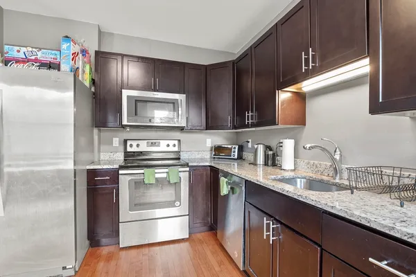 $5,500 | 139 Adams Street, Unit 3, Waltham, MA 02453