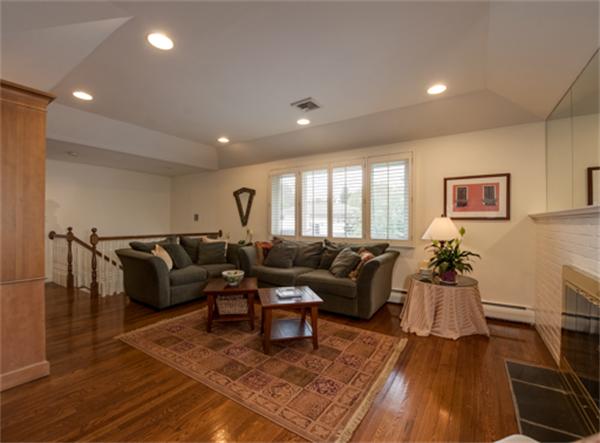 55 Lee Road Needham, MA 02494 - Photo 2 of 13